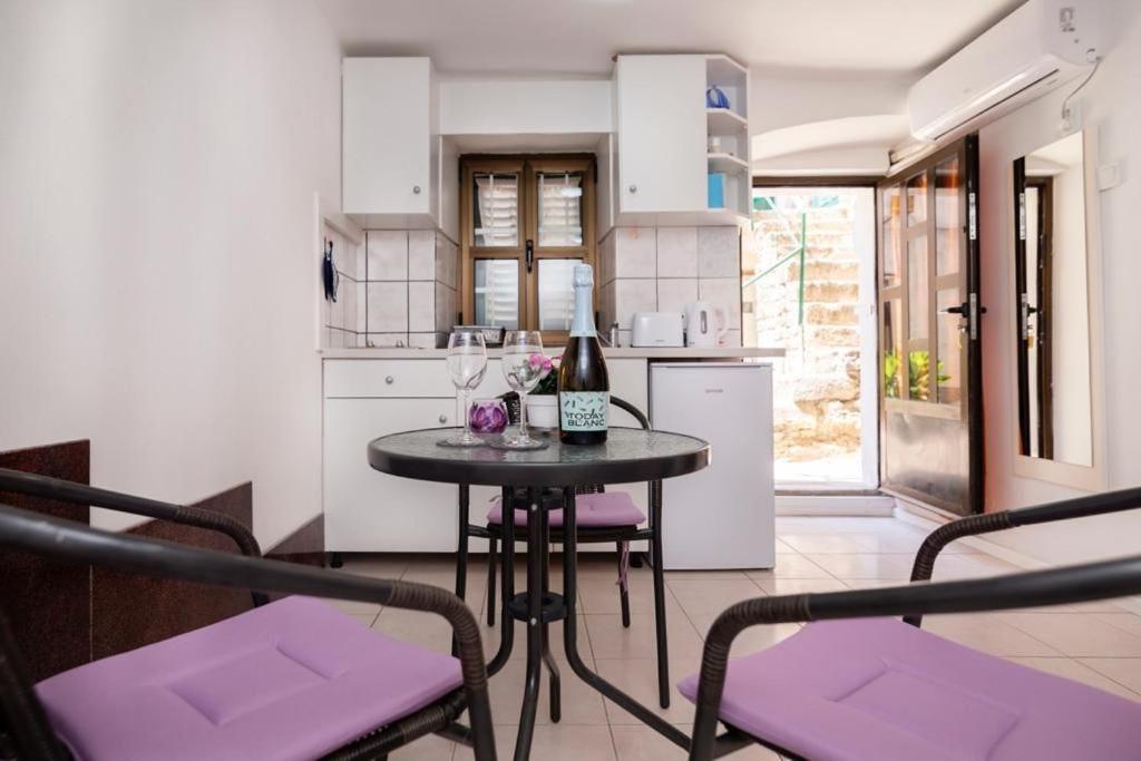 Central Apartment Rose In Hearth Of Split Eksteriør bilde